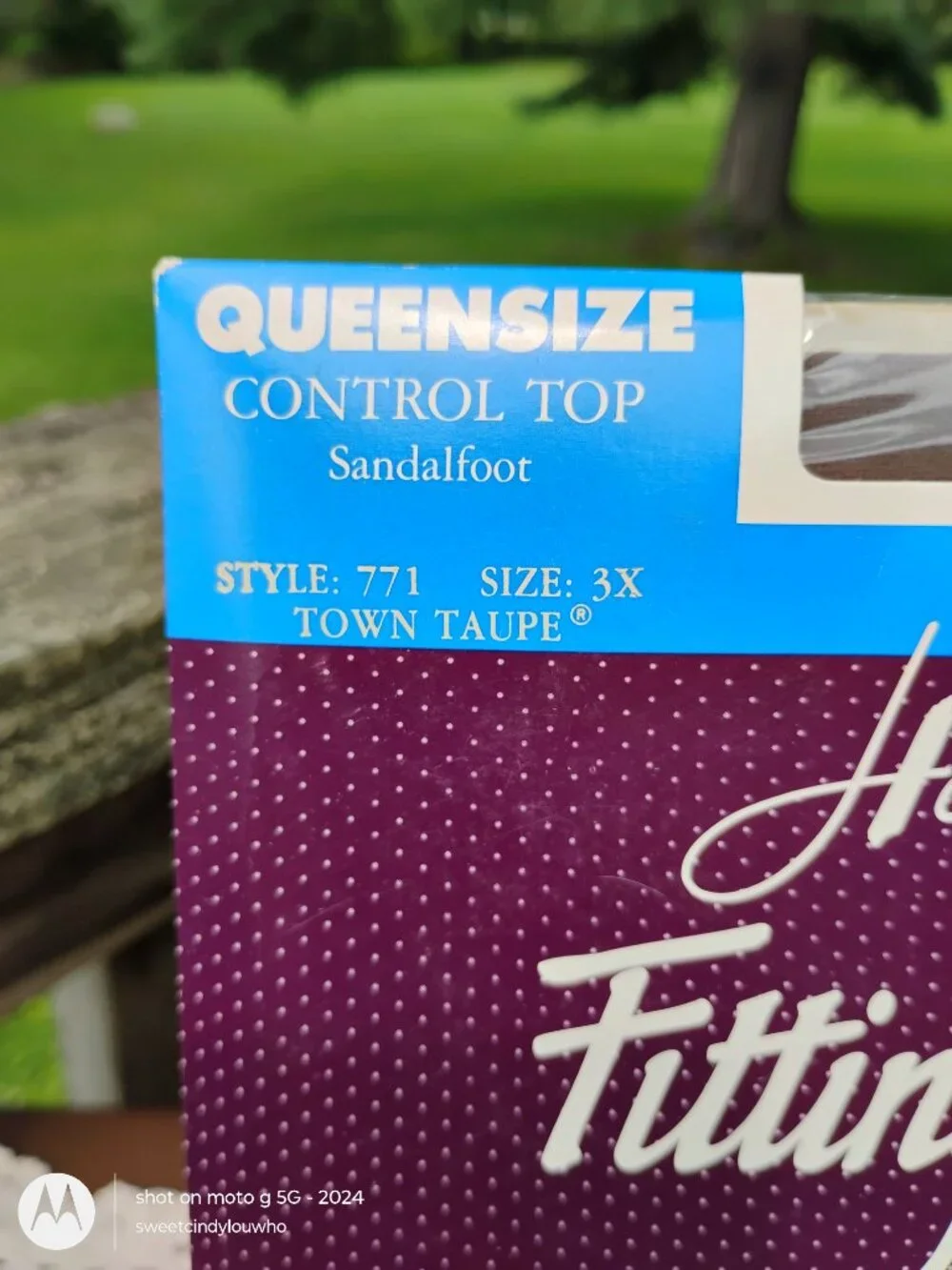 Hanes brand fitting